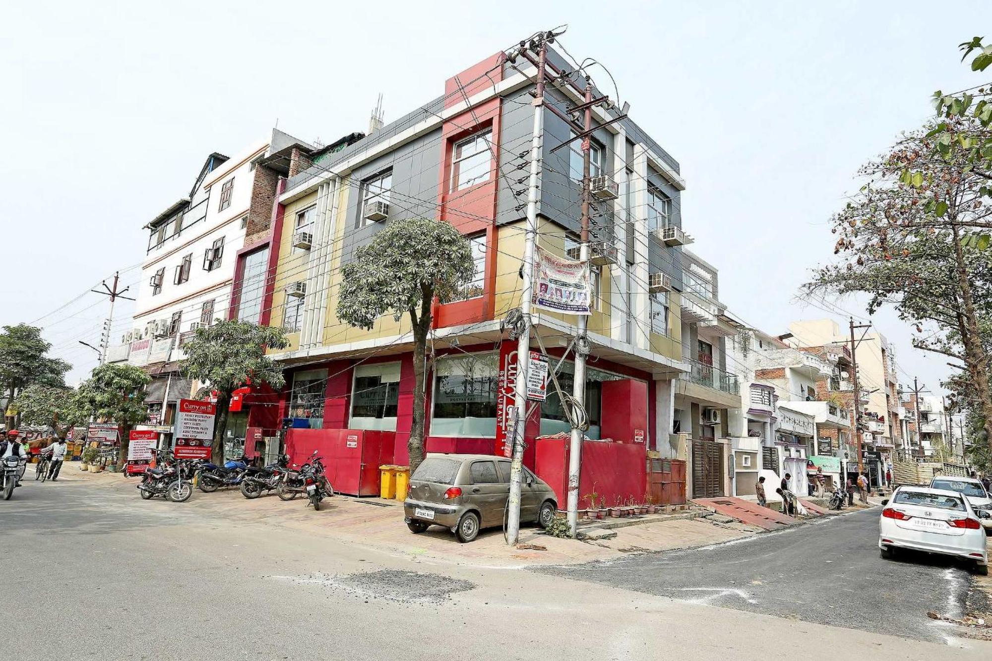 Oyo Flagship Hotel Krishna Chinhat Luaran gambar