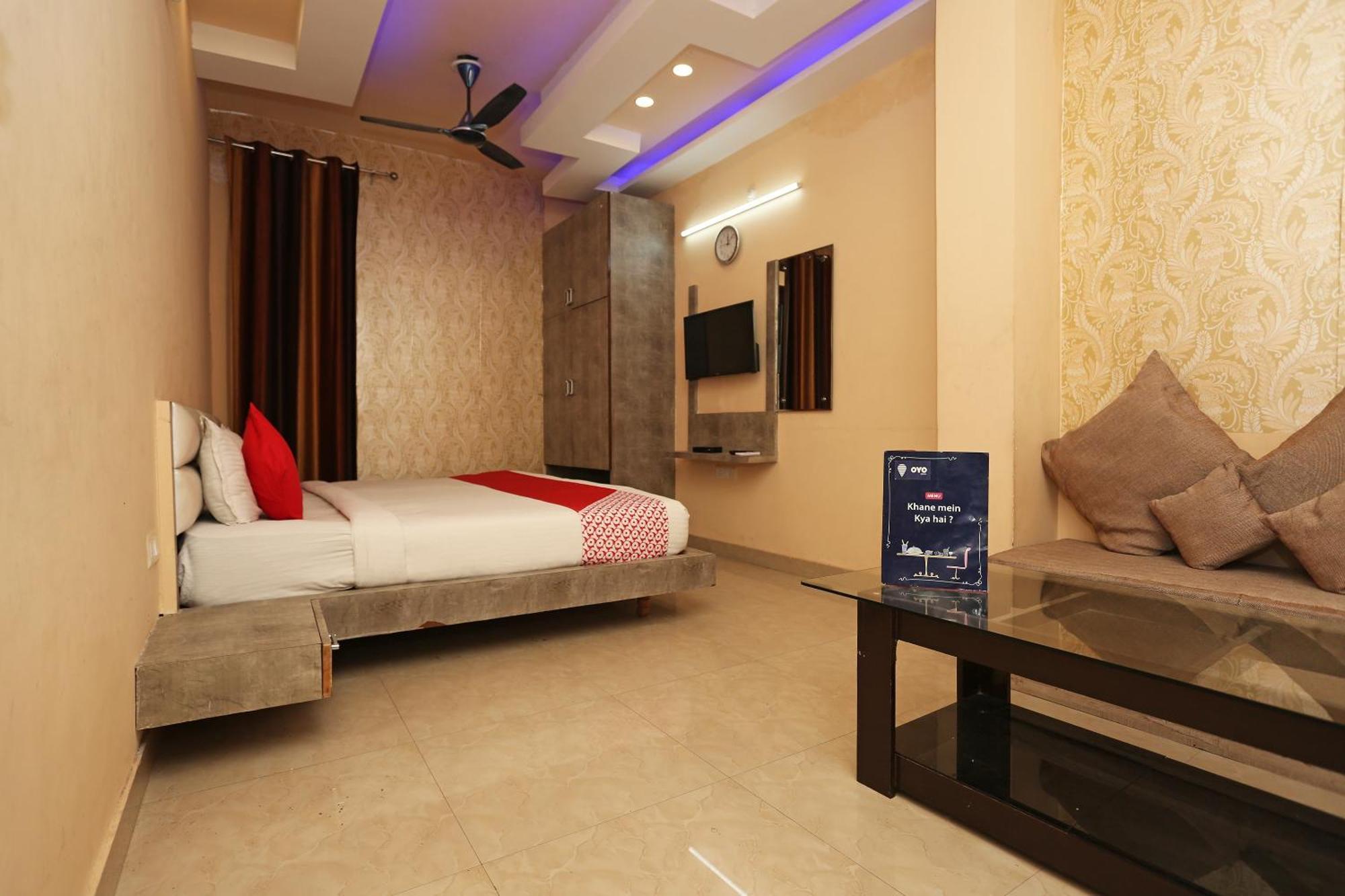 Oyo Flagship Hotel Krishna Chinhat Luaran gambar